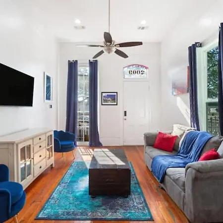 Freshly Renovated Home Near The French Quarter